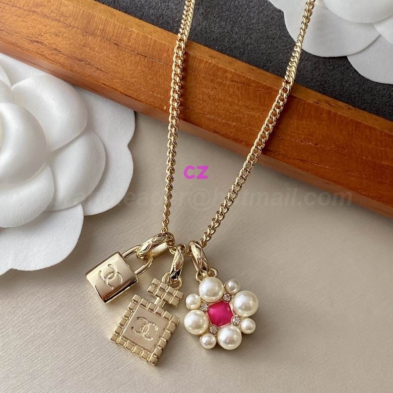 Chanel Necklaces 292